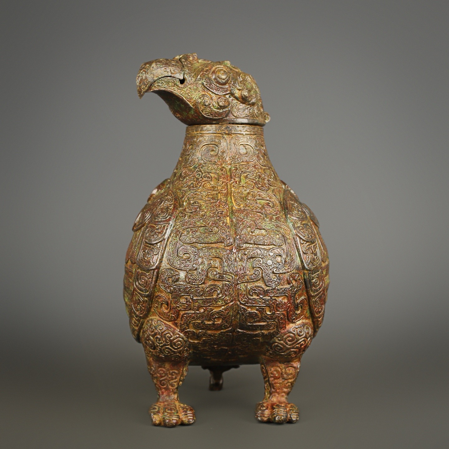 Zhou Dynasty Bronze Man Gong Eagle Beak Bird Statue