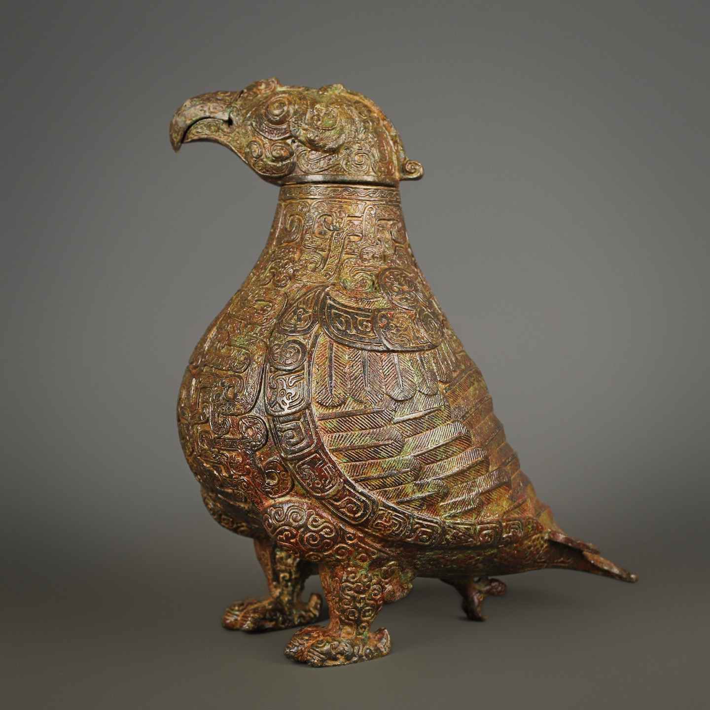 Zhou Dynasty Bronze Man Gong Eagle Beak Bird Statue