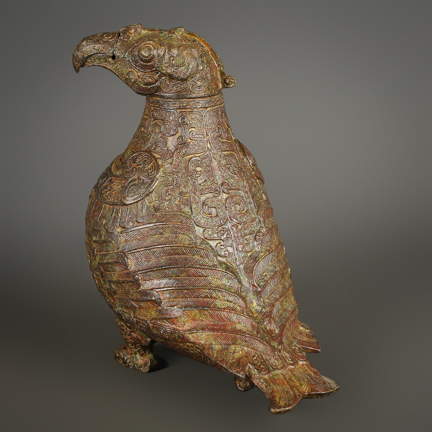 Zhou Dynasty Bronze Man Gong Eagle Beak Bird Statue
