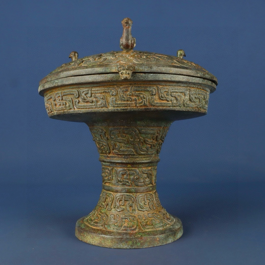 Zhou Dynasty Bronze three bird round bean
