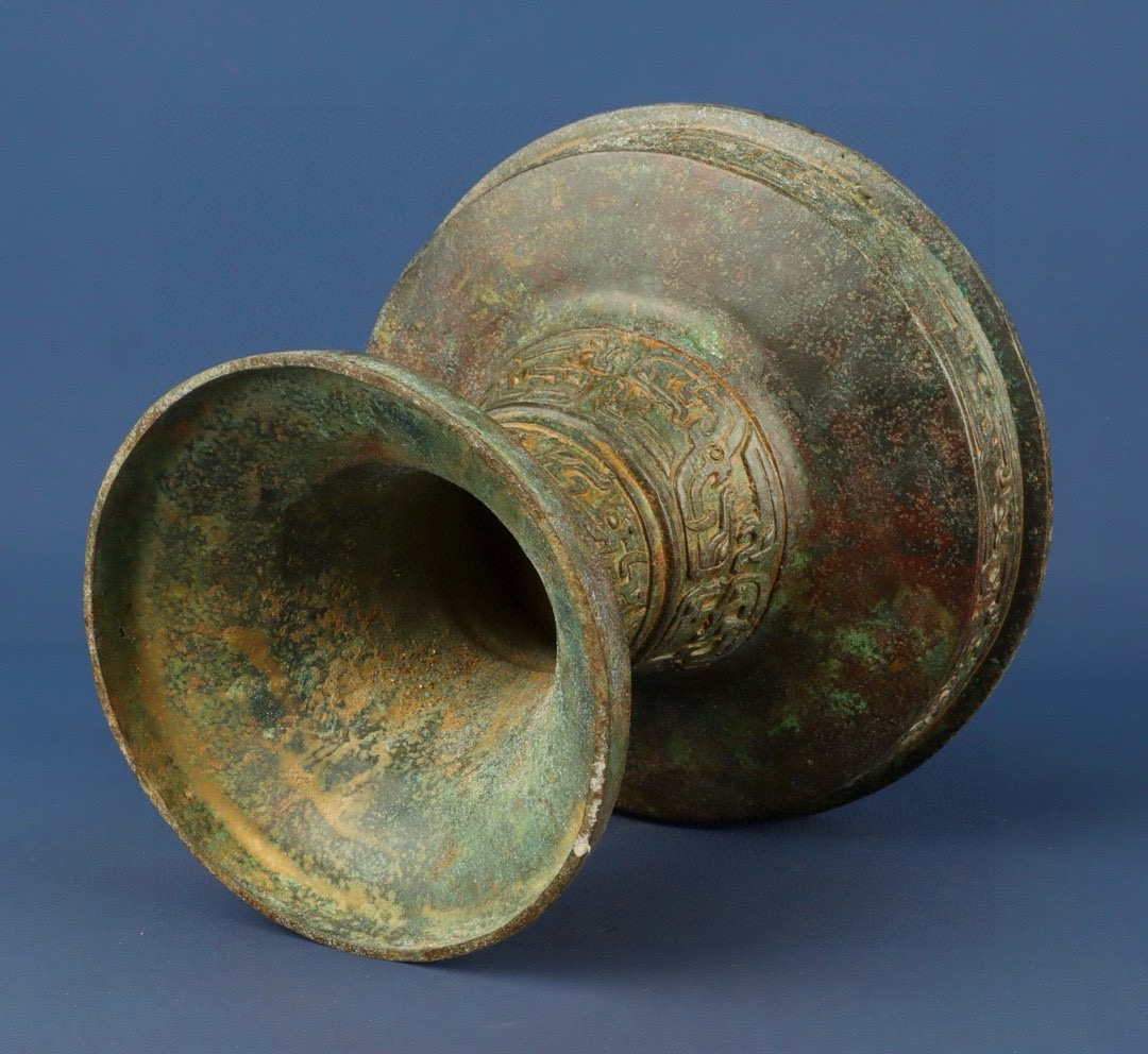 Zhou Dynasty Bronze three bird round bean