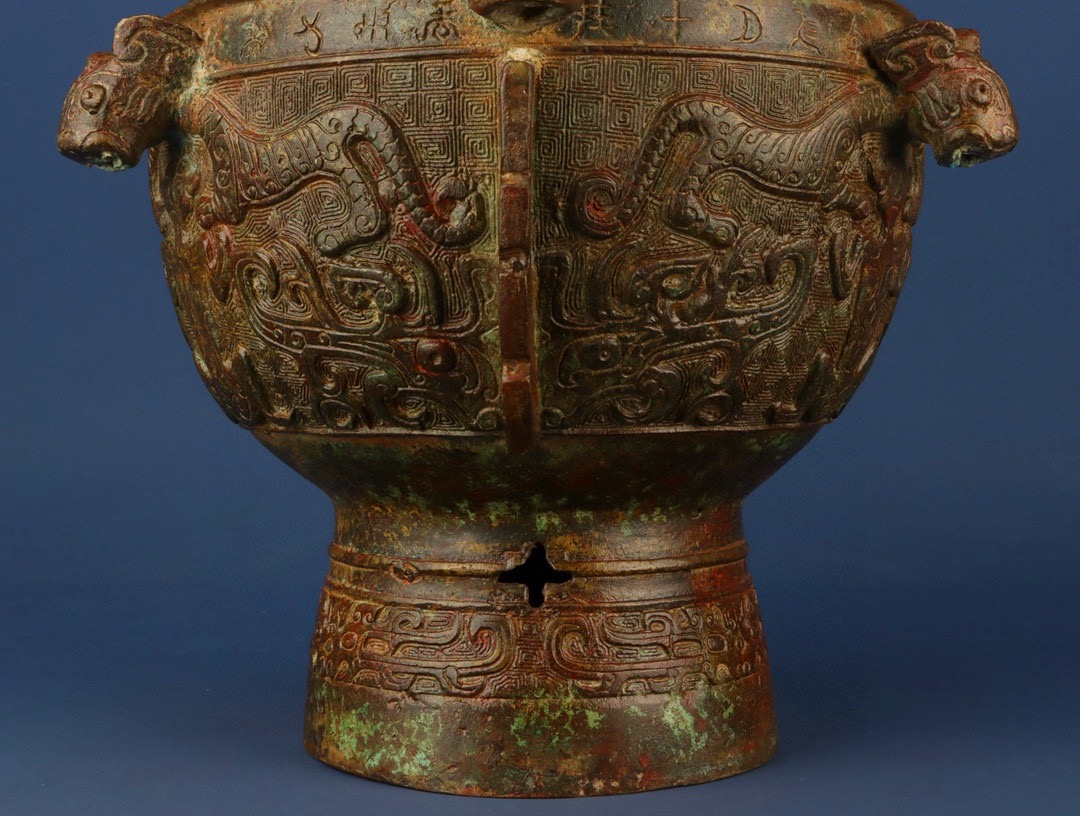 Zhou Dynasty Bronze Dragon and Tiger Zun