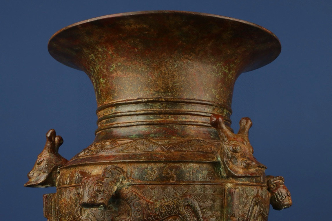Zhou Dynasty Bronze Dragon and Tiger Zun