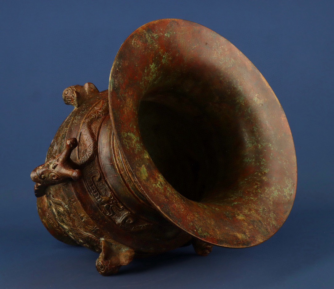 Zhou Dynasty Bronze Dragon and Tiger Zun