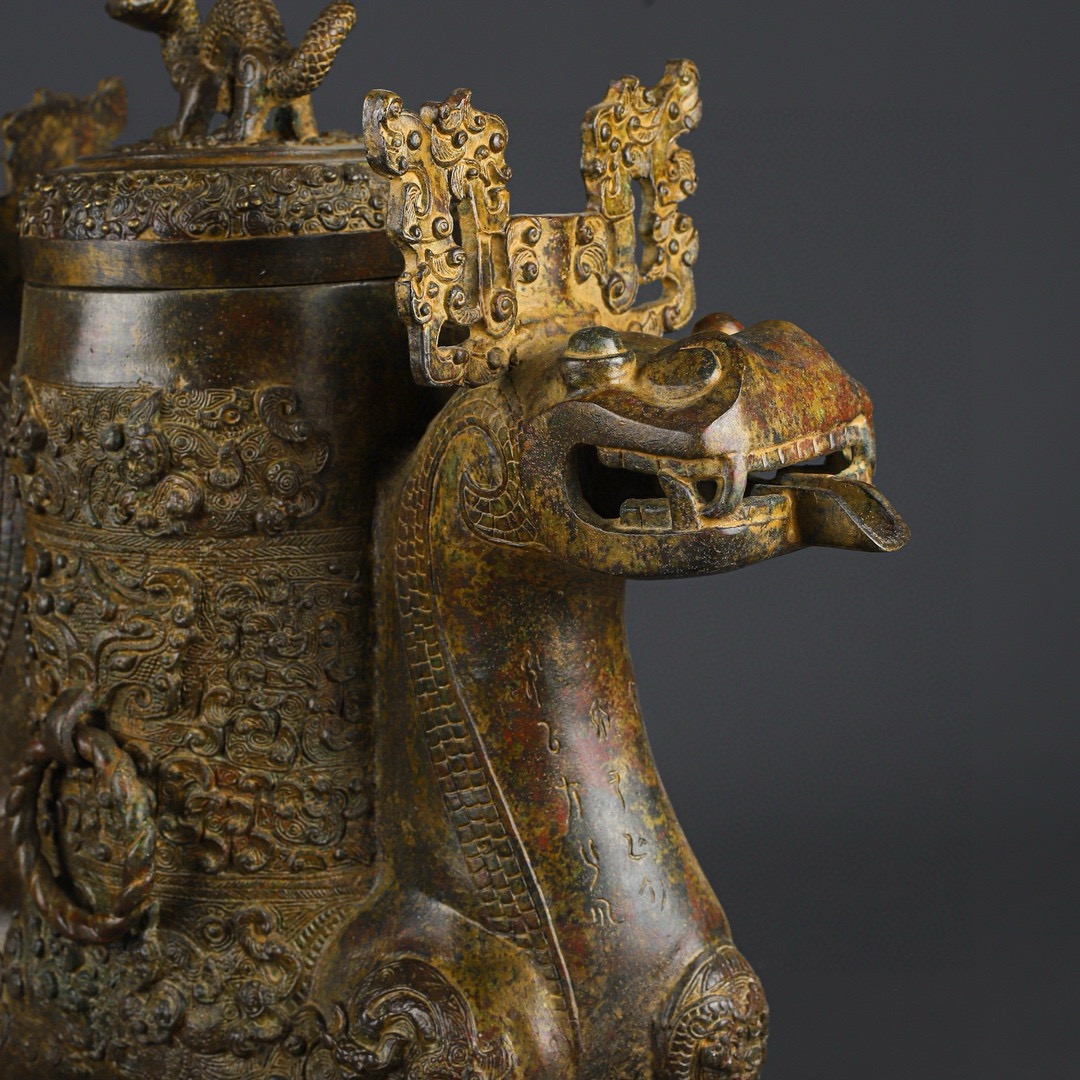 Zhou Dynasty Bronze two headed beast statue