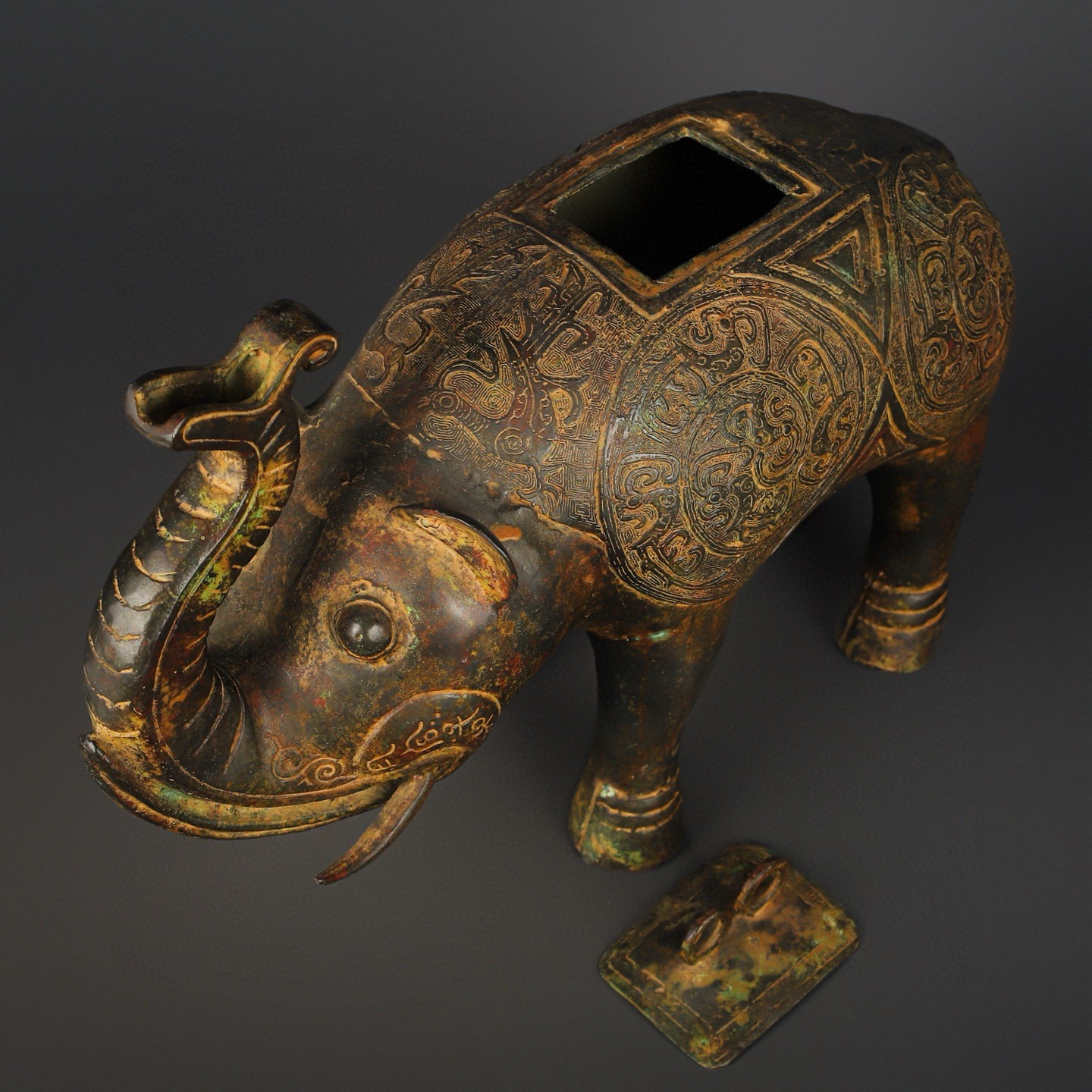 Zhou Dynasty Bronze Elephant Zun