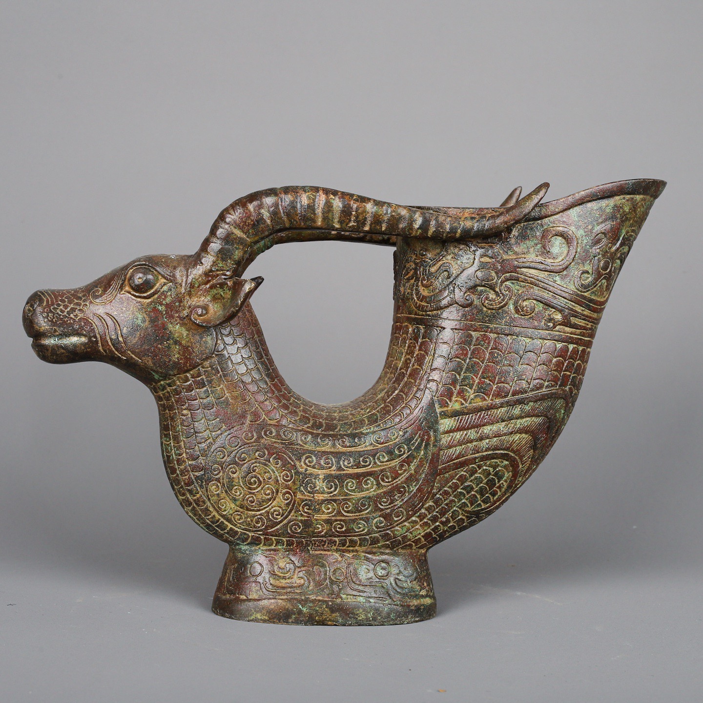 Zhou Dynasty Bronze Horn Cup