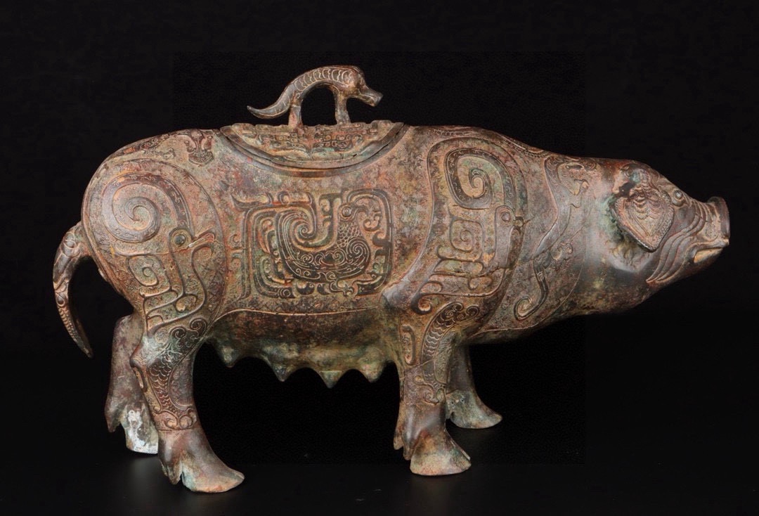 Zhou Dynasty Bronze Pig Statue