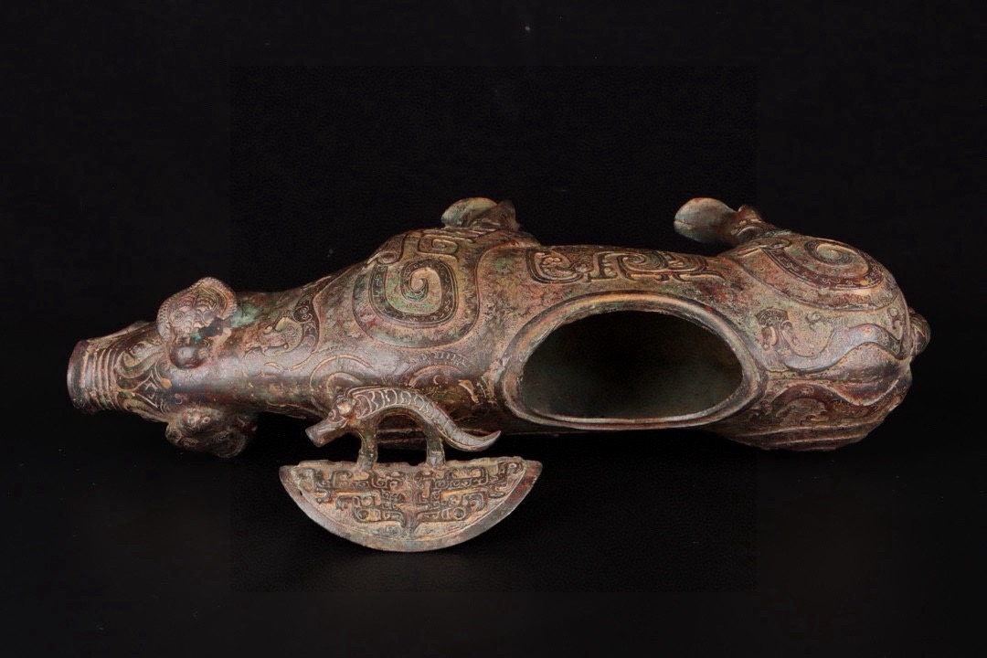 Zhou Dynasty Bronze Pig Statue
