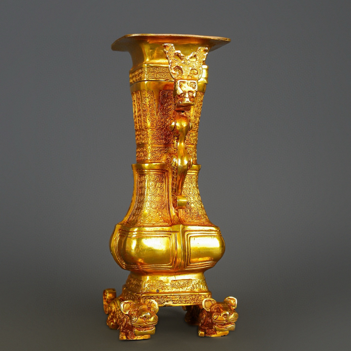 Han Dynasty Bronze and Real Gold Double Dragon Square Vase