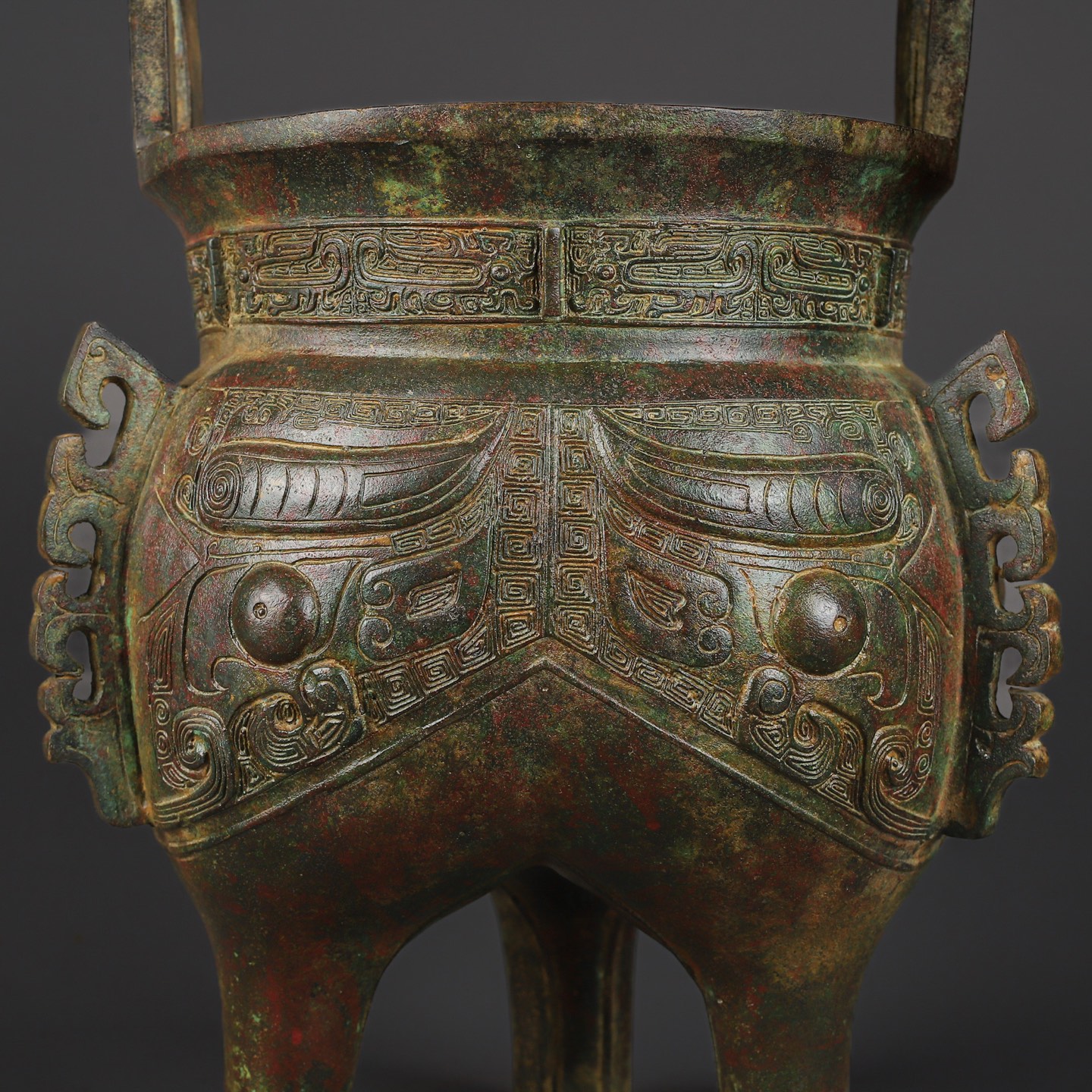 Zhou Dynasty Bronze animal faced tripod