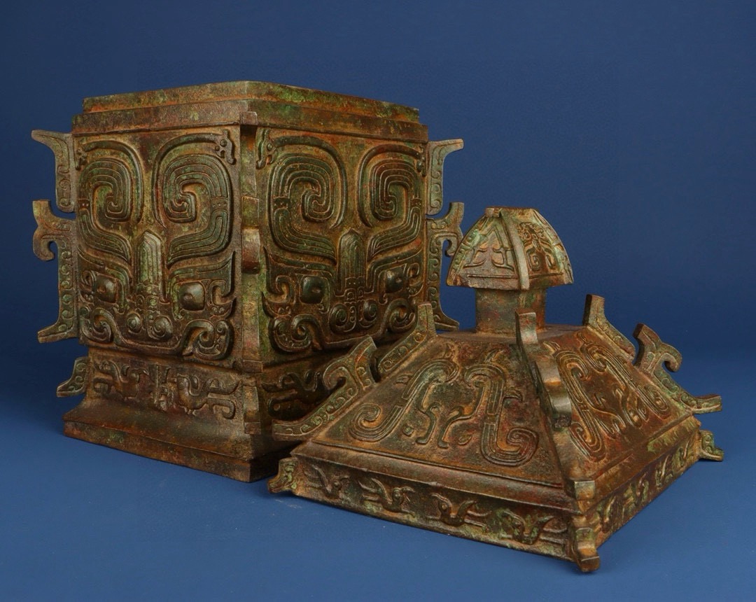 Zhou Dynasty Bronze Beast Face Square