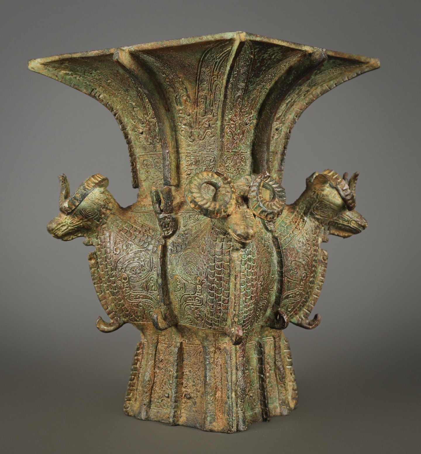 Zhou Dynasty Bronze Four Yang Zun