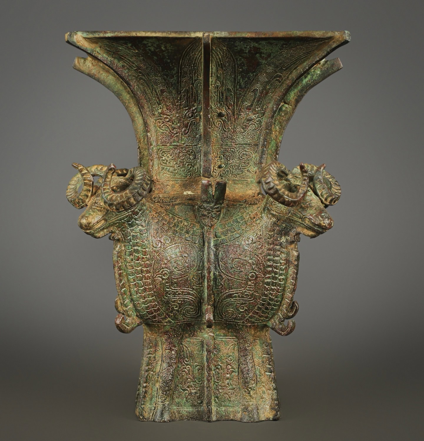 Zhou Dynasty Bronze Four Yang Zun