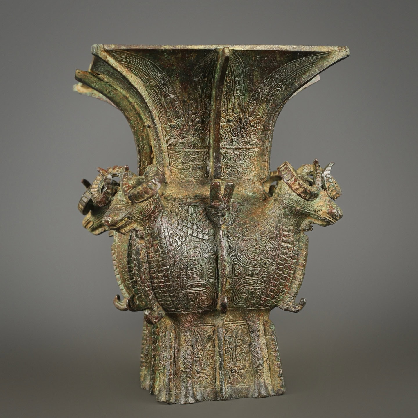 Zhou Dynasty Bronze Four Yang Zun