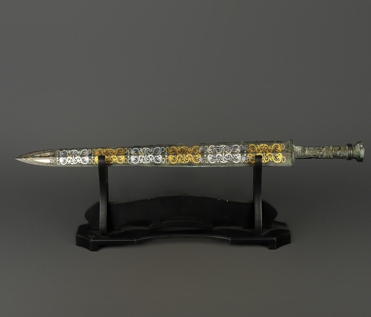 Han Dynasty Bronze sword with gold and silver inscriptions