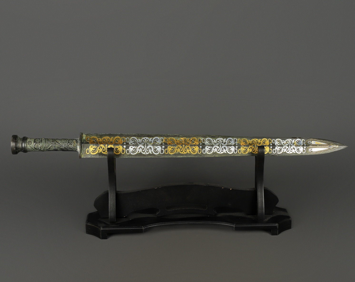 Han Dynasty Bronze sword with gold and silver inscriptions