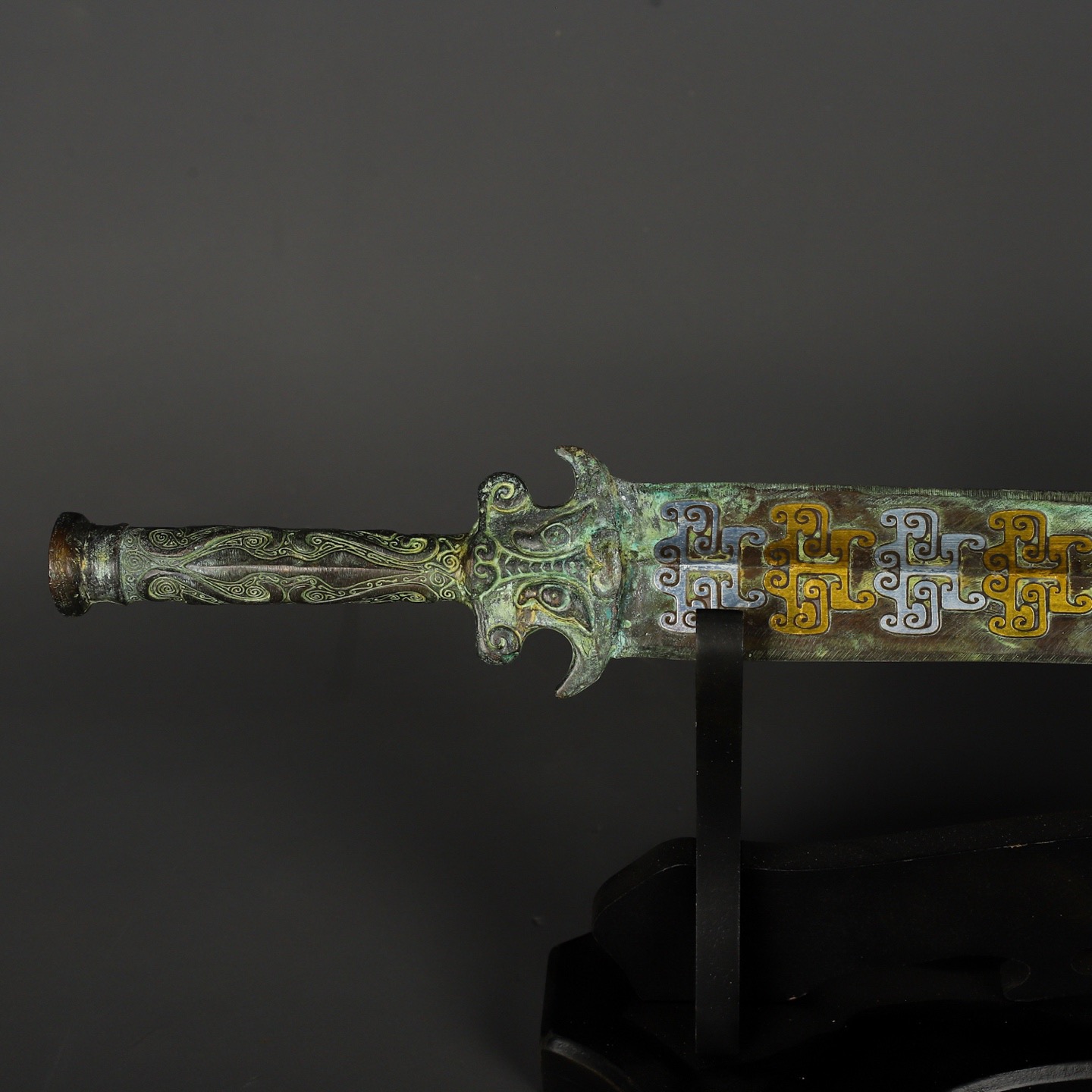 Han Dynasty Bronze sword with gold and silver inscriptions