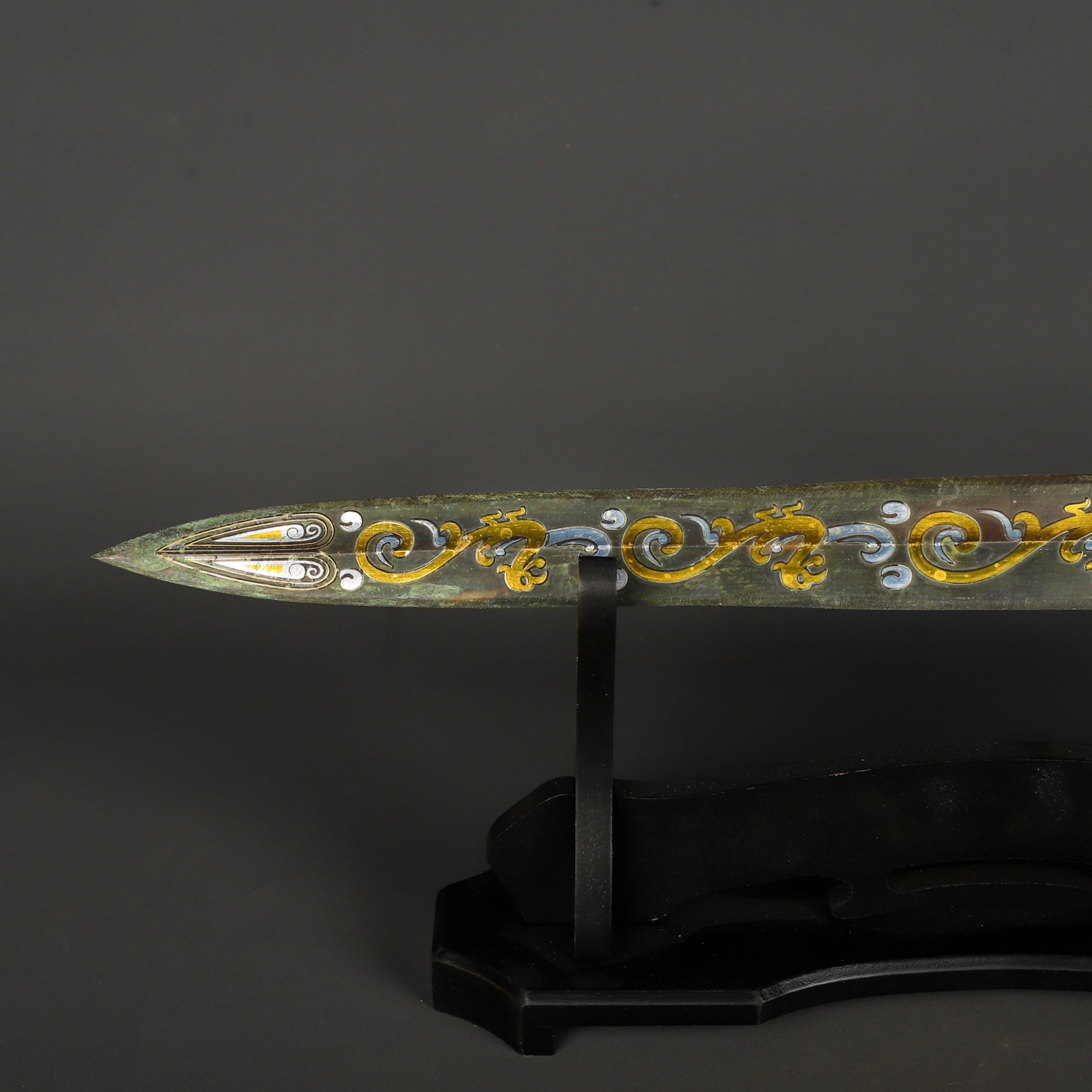Han Dynasty Bronze sword with gold and silver inscriptions