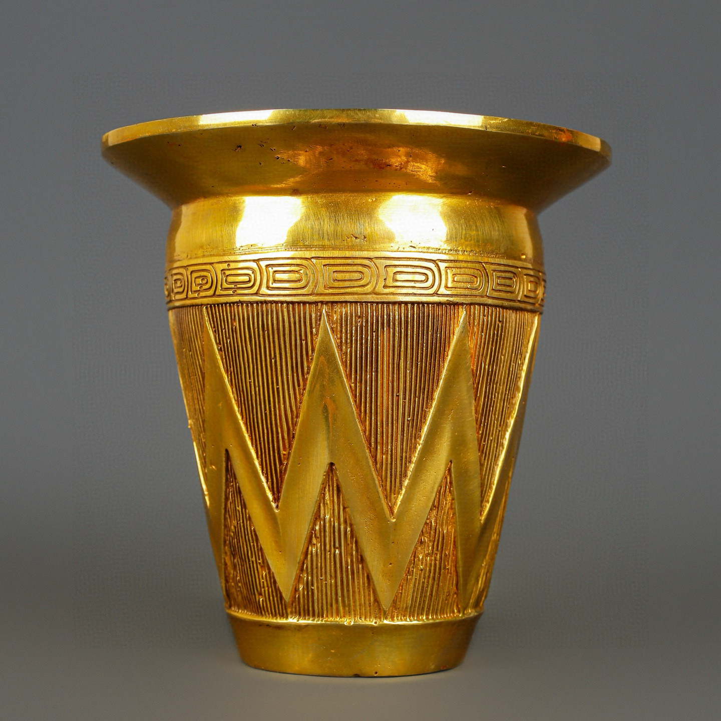 Han Dynasty Bronze gilt jar with real gold inscriptions