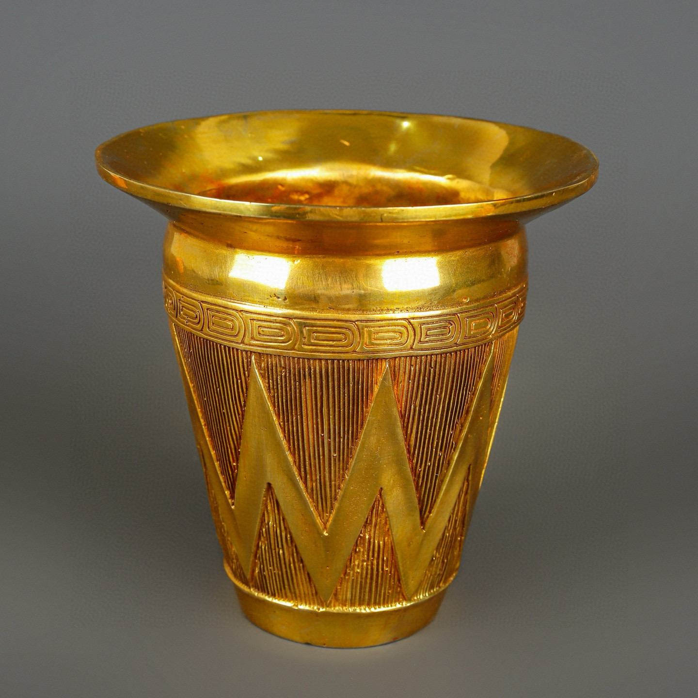 Han Dynasty Bronze gilt jar with real gold inscriptions