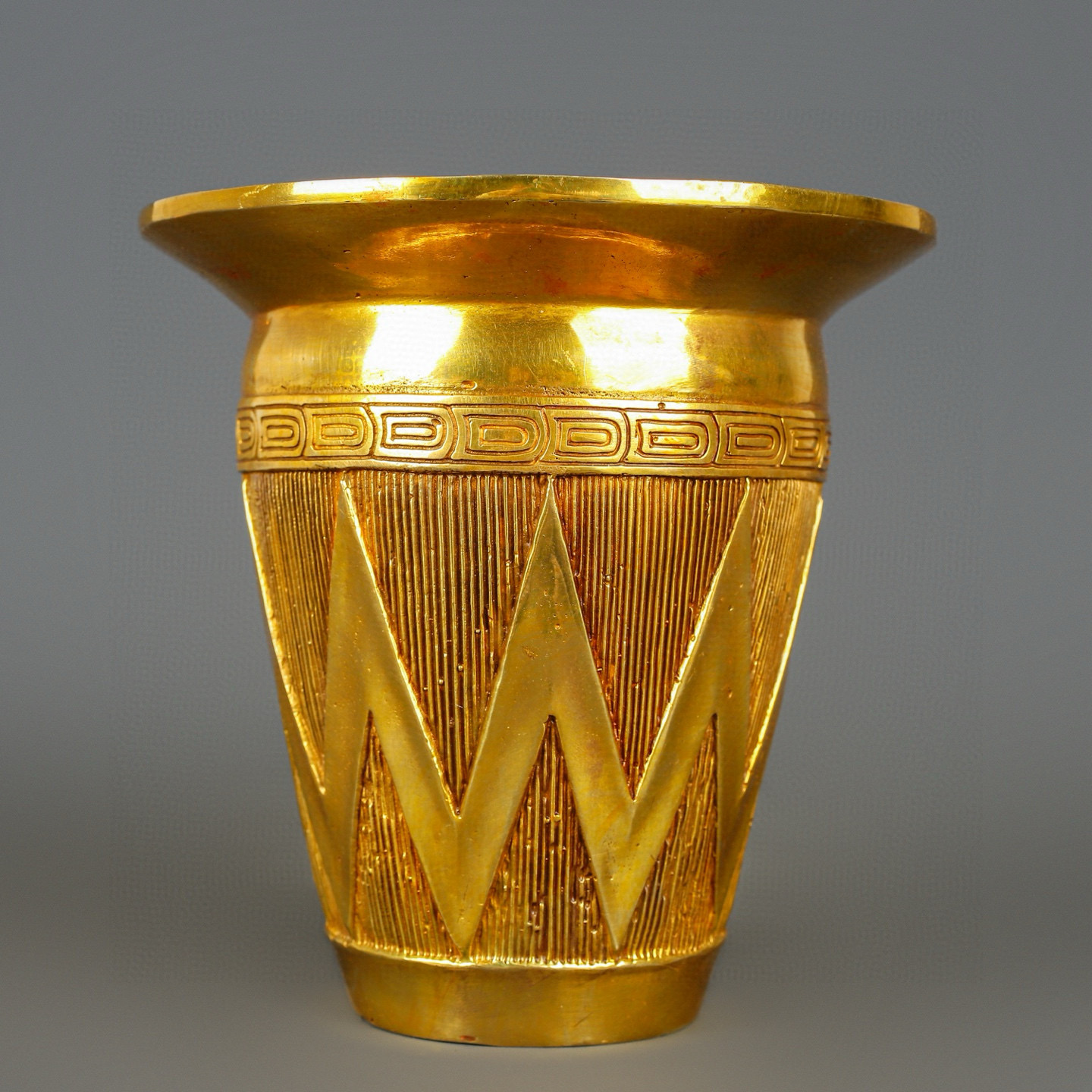 Han Dynasty Bronze gilt jar with real gold inscriptions