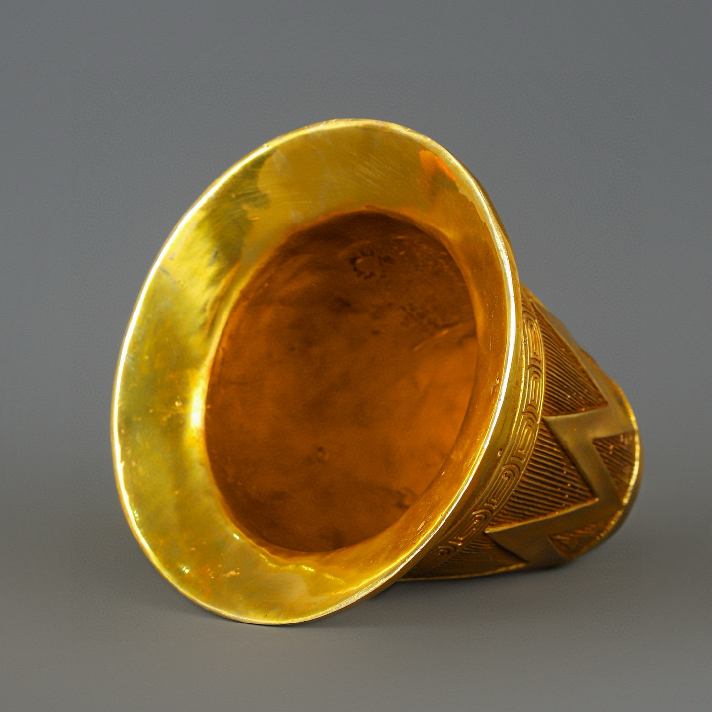 Han Dynasty Bronze gilt jar with real gold inscriptions