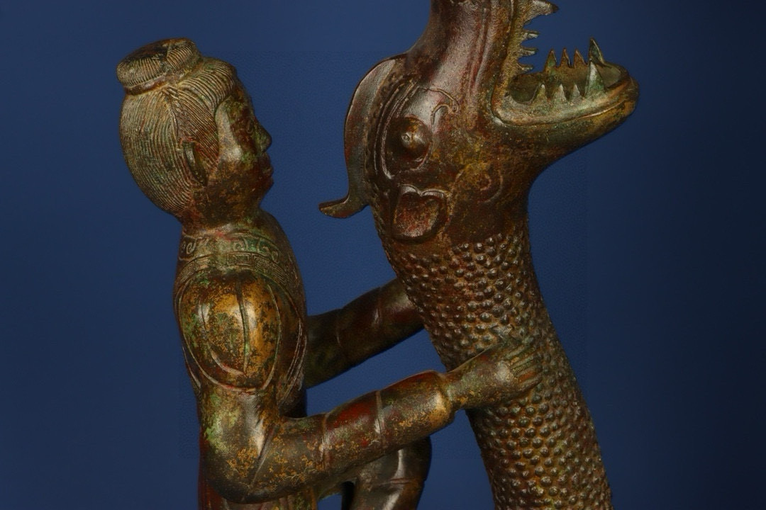 Han Dynasty Pair of Bronze Kneeling Boshan Stoves