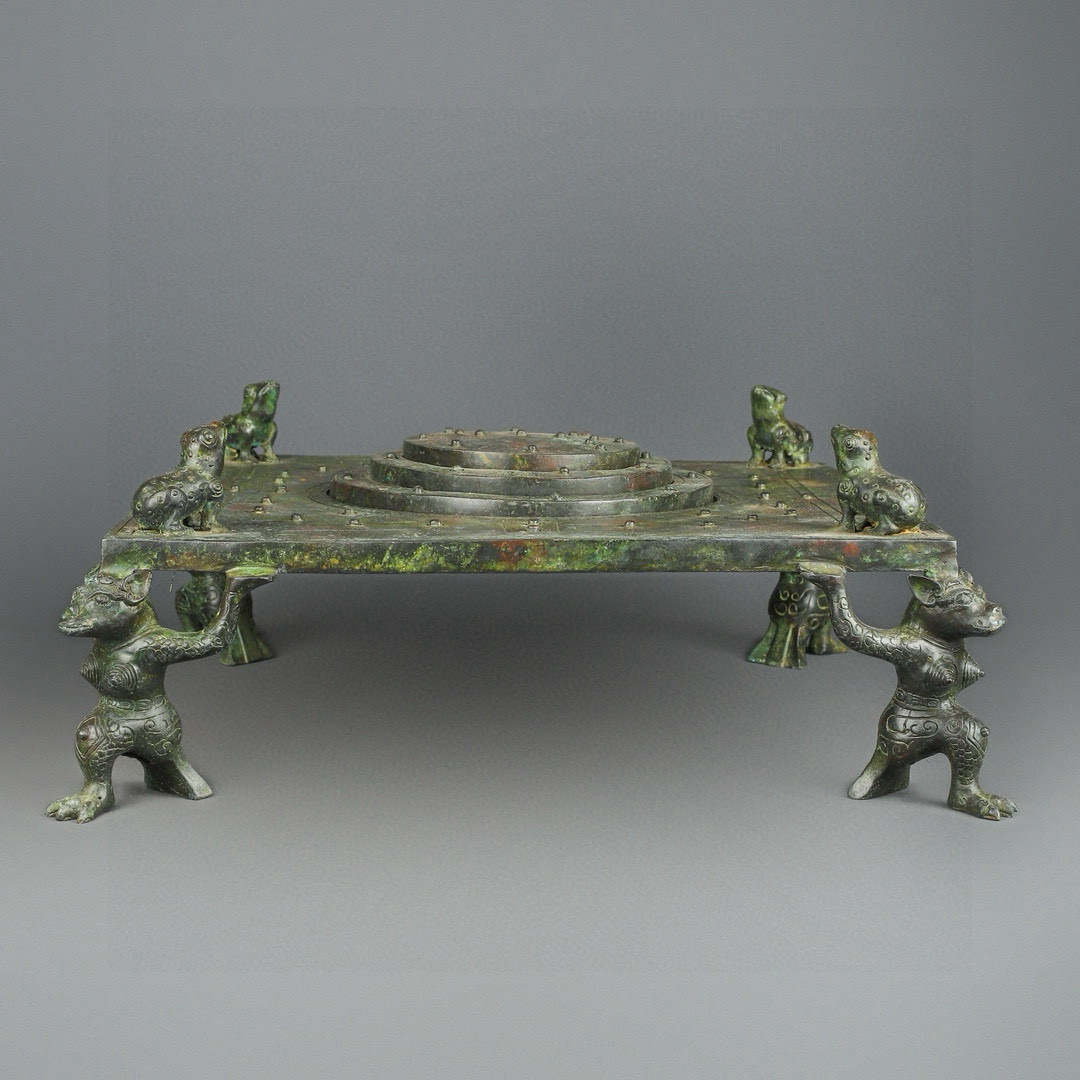 Han Dynasty Bronze Astrology Compass