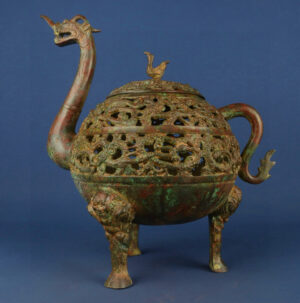 Han Dynasty Bronze dragon head standing bird with three legs