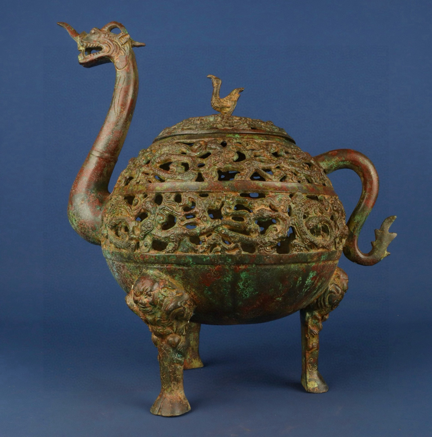 Han Dynasty Bronze dragon head standing bird with three legs