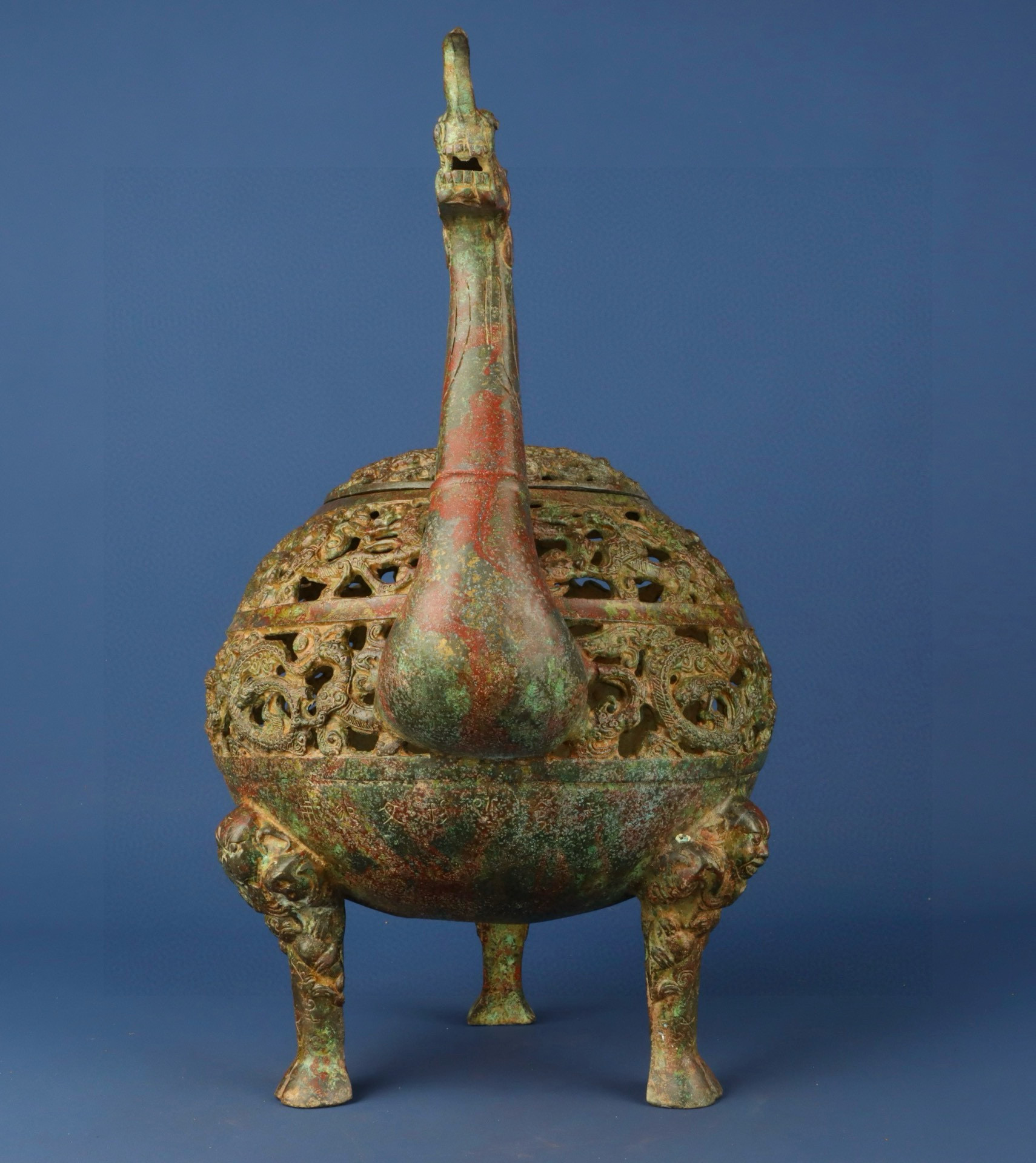 Han Dynasty Bronze dragon head standing bird with three legs