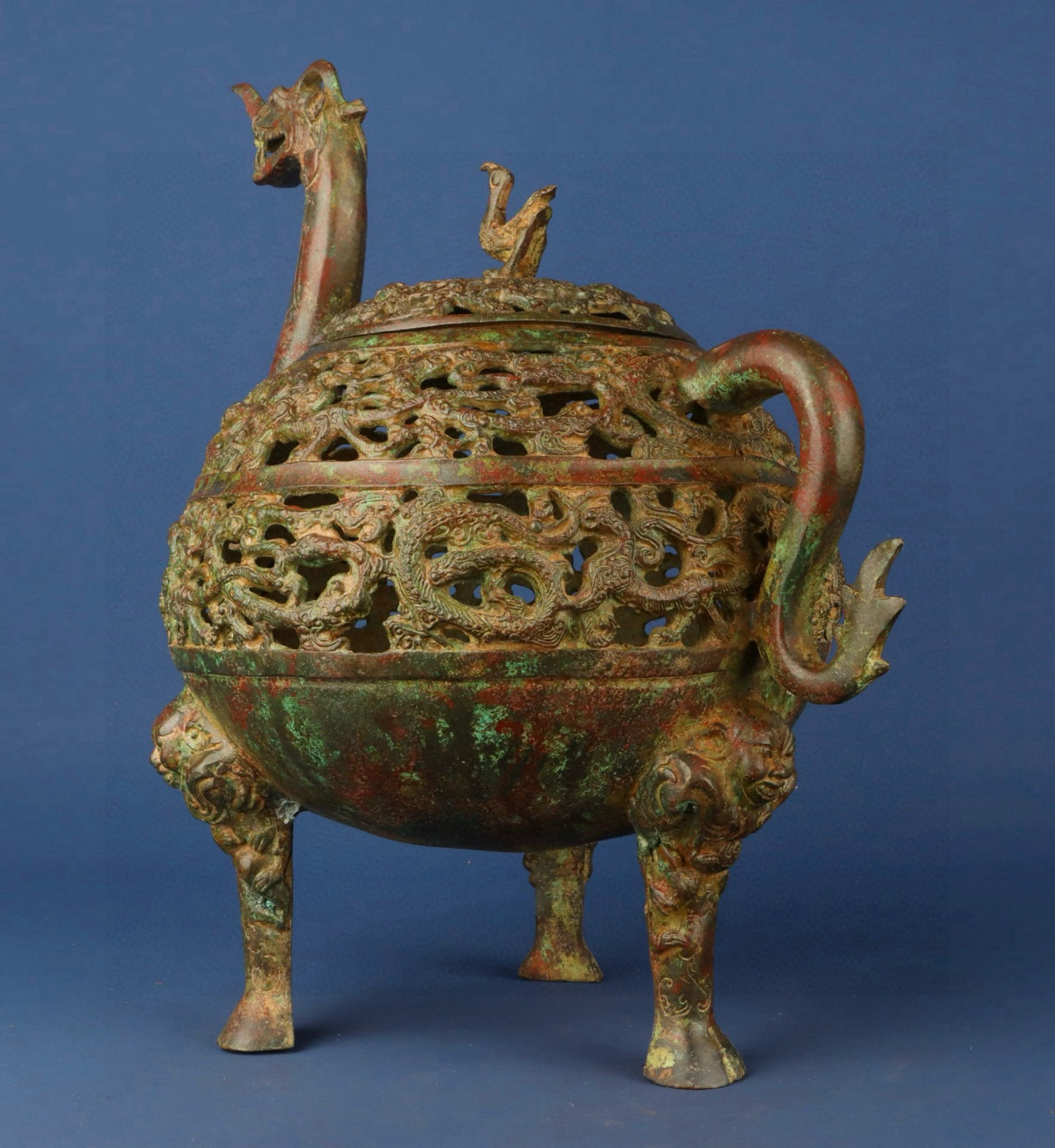Han Dynasty Bronze dragon head standing bird with three legs