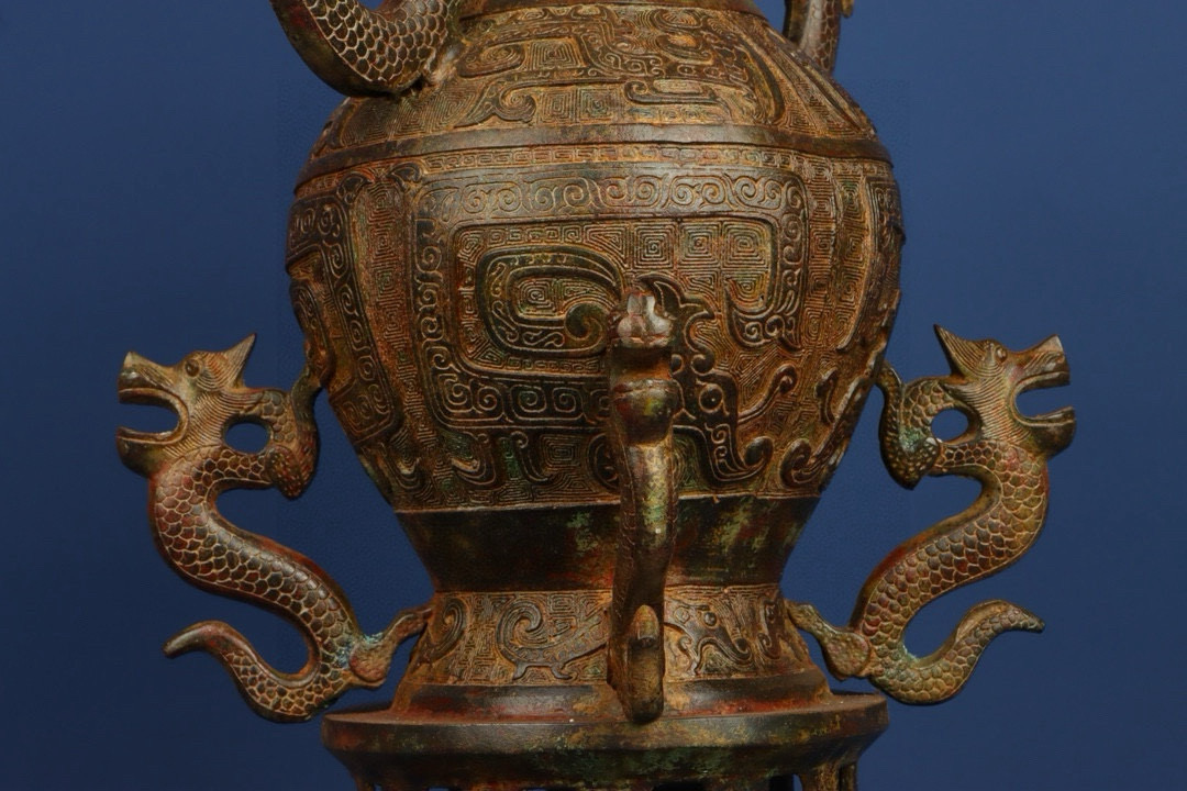 Han Dynasty Bronze Double Dragon Round Pot