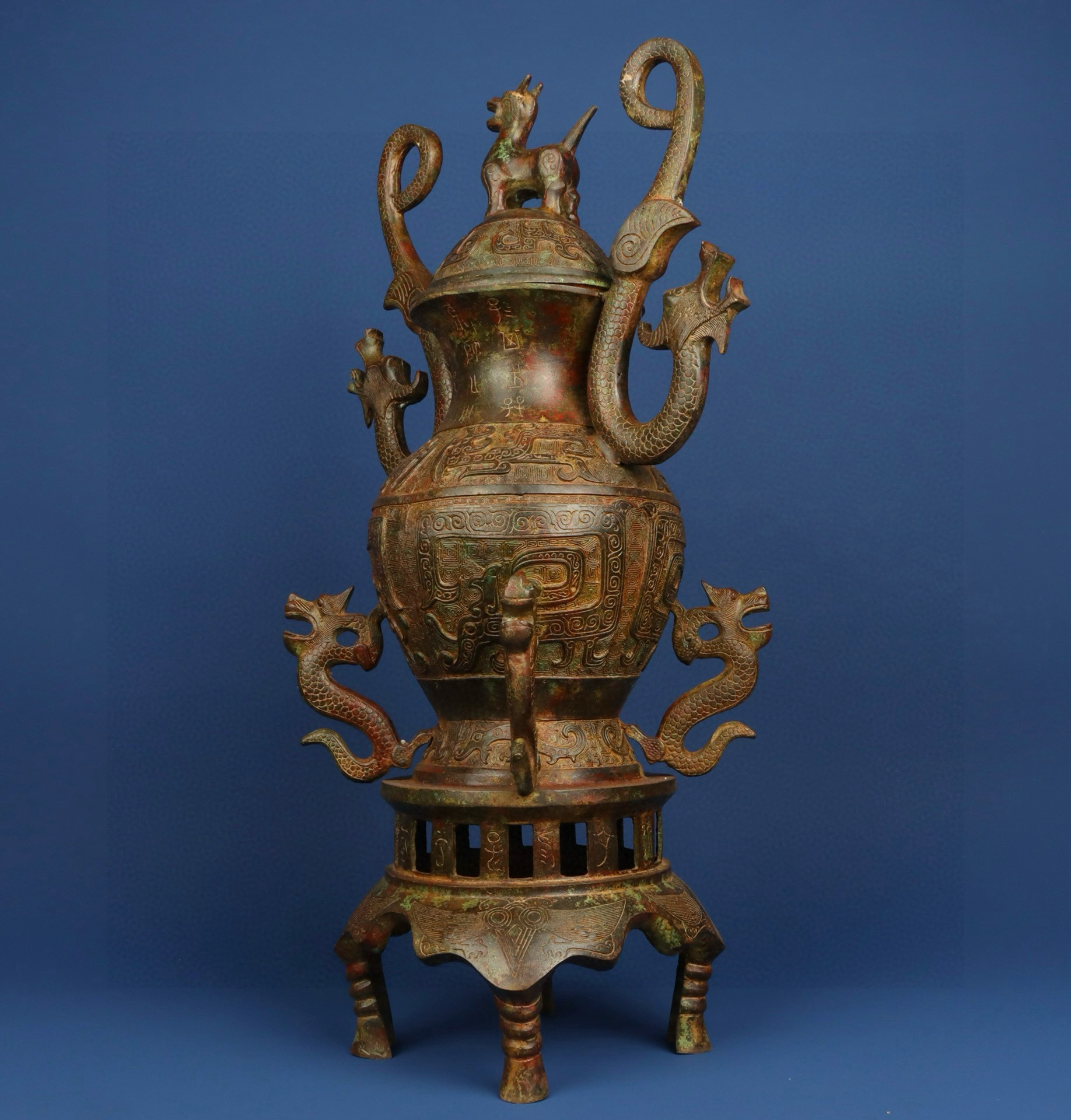 Han Dynasty Bronze Double Dragon Round Pot