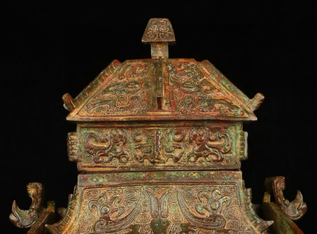 Zhou Dynasty Bronze square beam