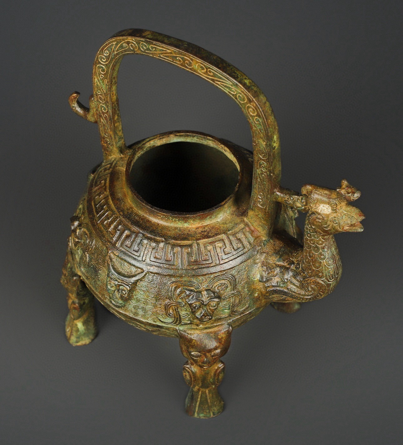 Zhou Dynasty Bronze Phoenix Bird Standing Monkey Carrying Liang