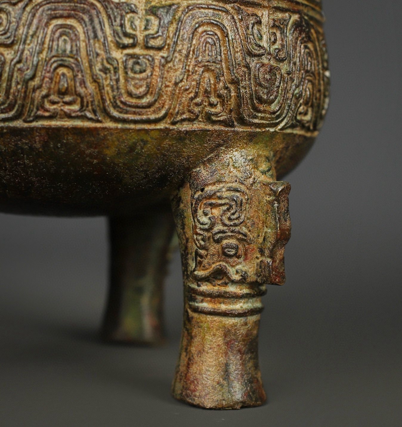 Zhou Dynasty Bronze Keding