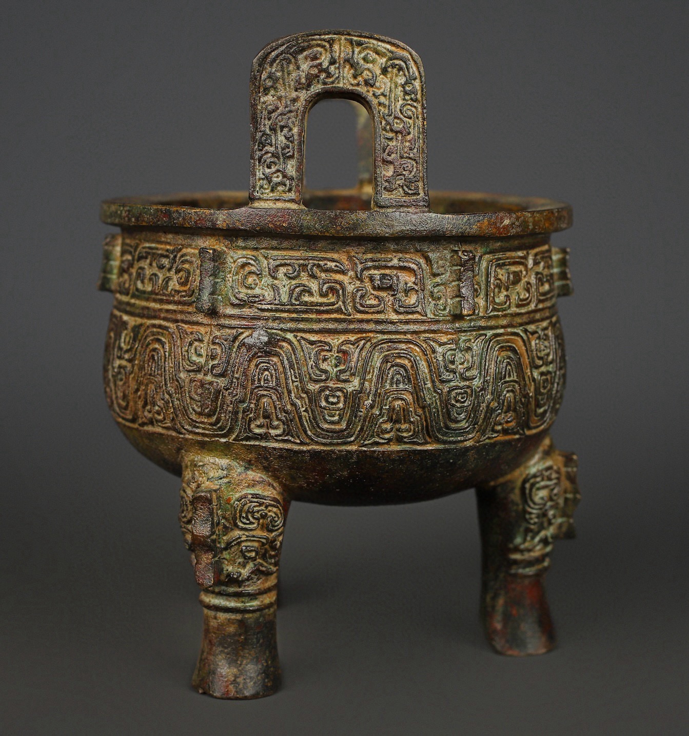 Zhou Dynasty Bronze Keding