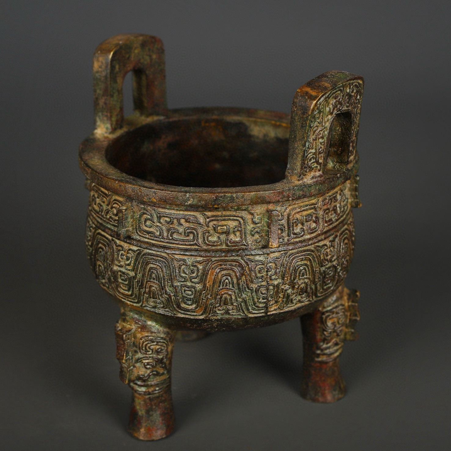 Zhou Dynasty Bronze Keding
