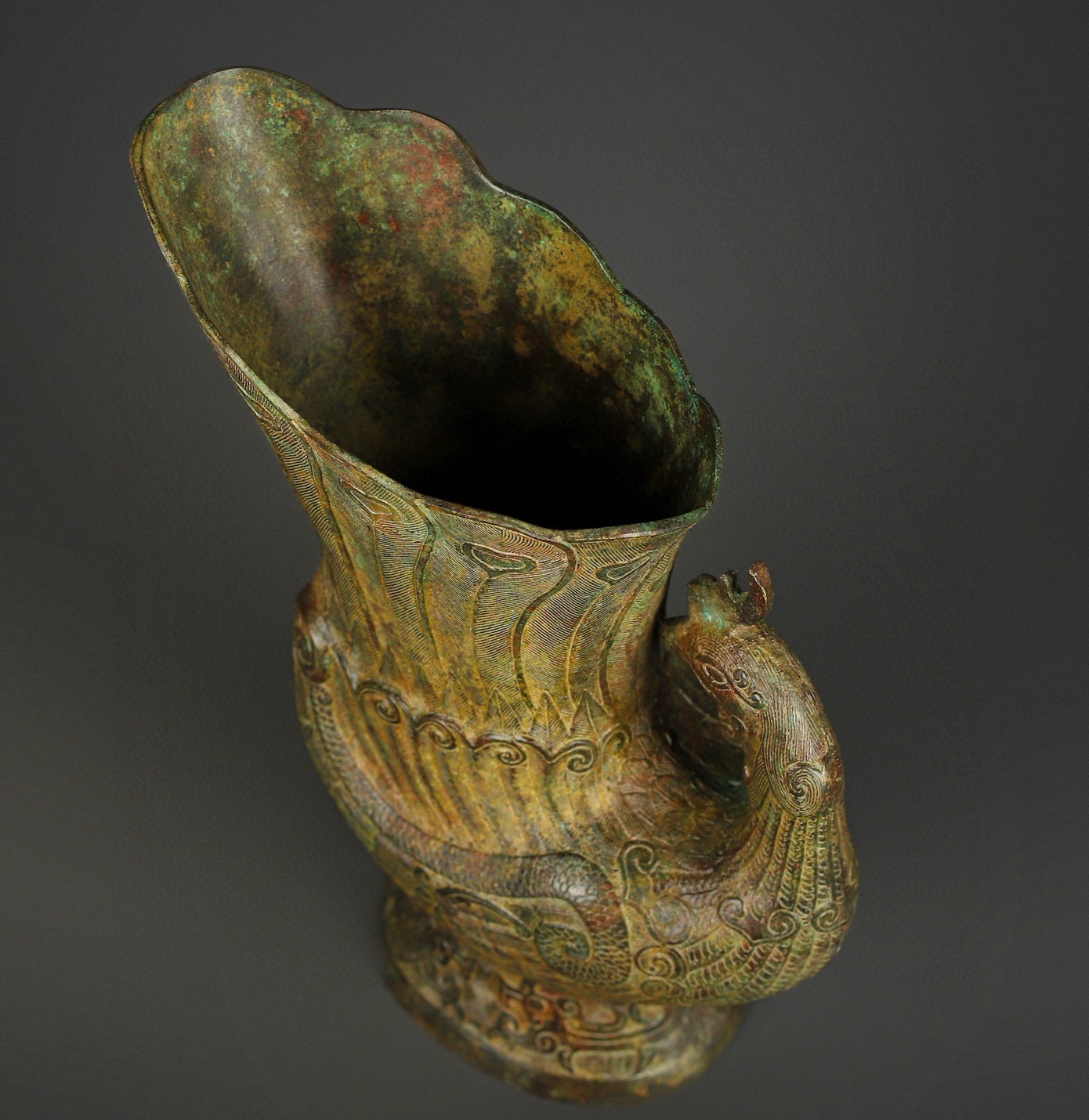 Zhou Dynasty Bronze Phoenix Bird Cup