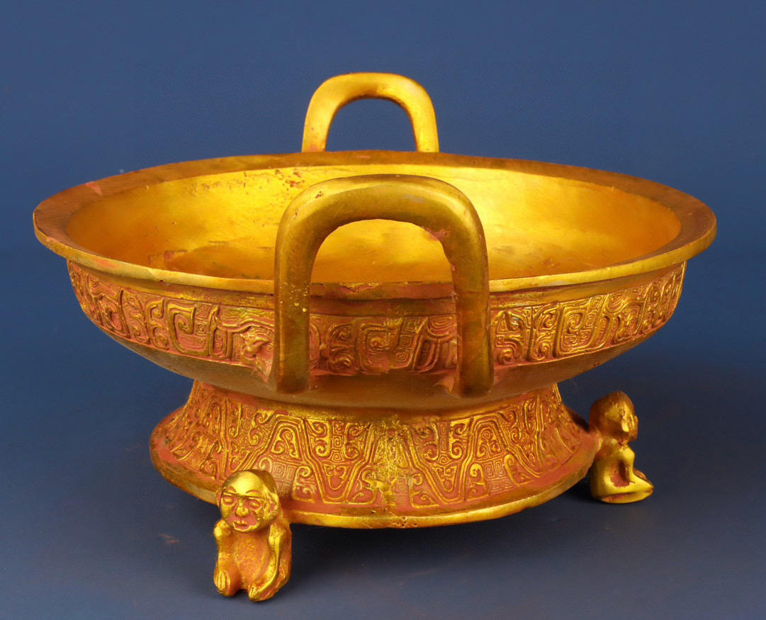 Han Dynasty Bronze gilded human foot plate with inscriptions