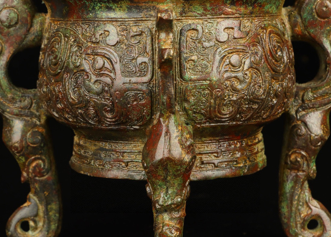 Zhou Dynasty Bronze Round Gui