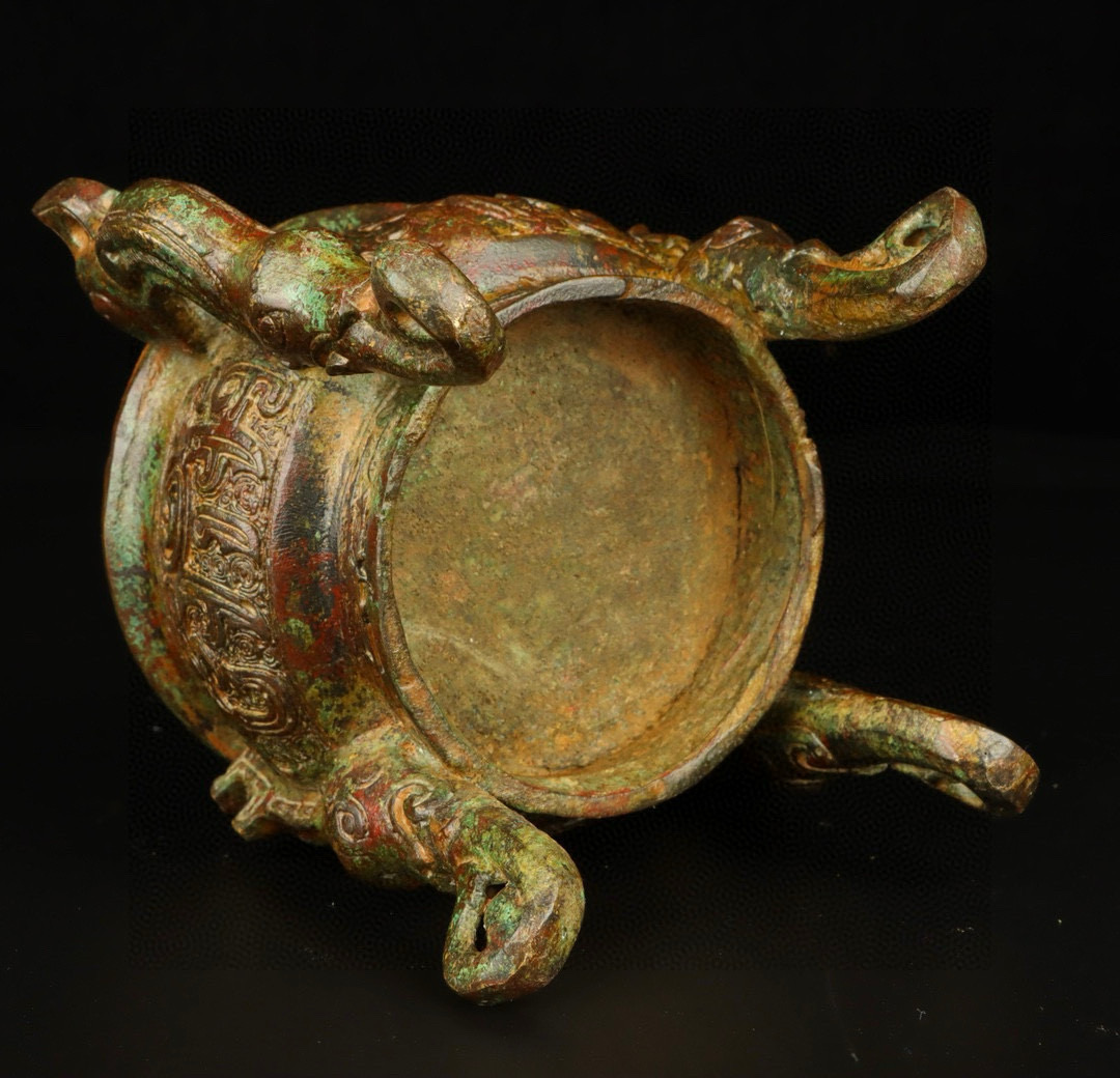 Zhou Dynasty Bronze Round Gui