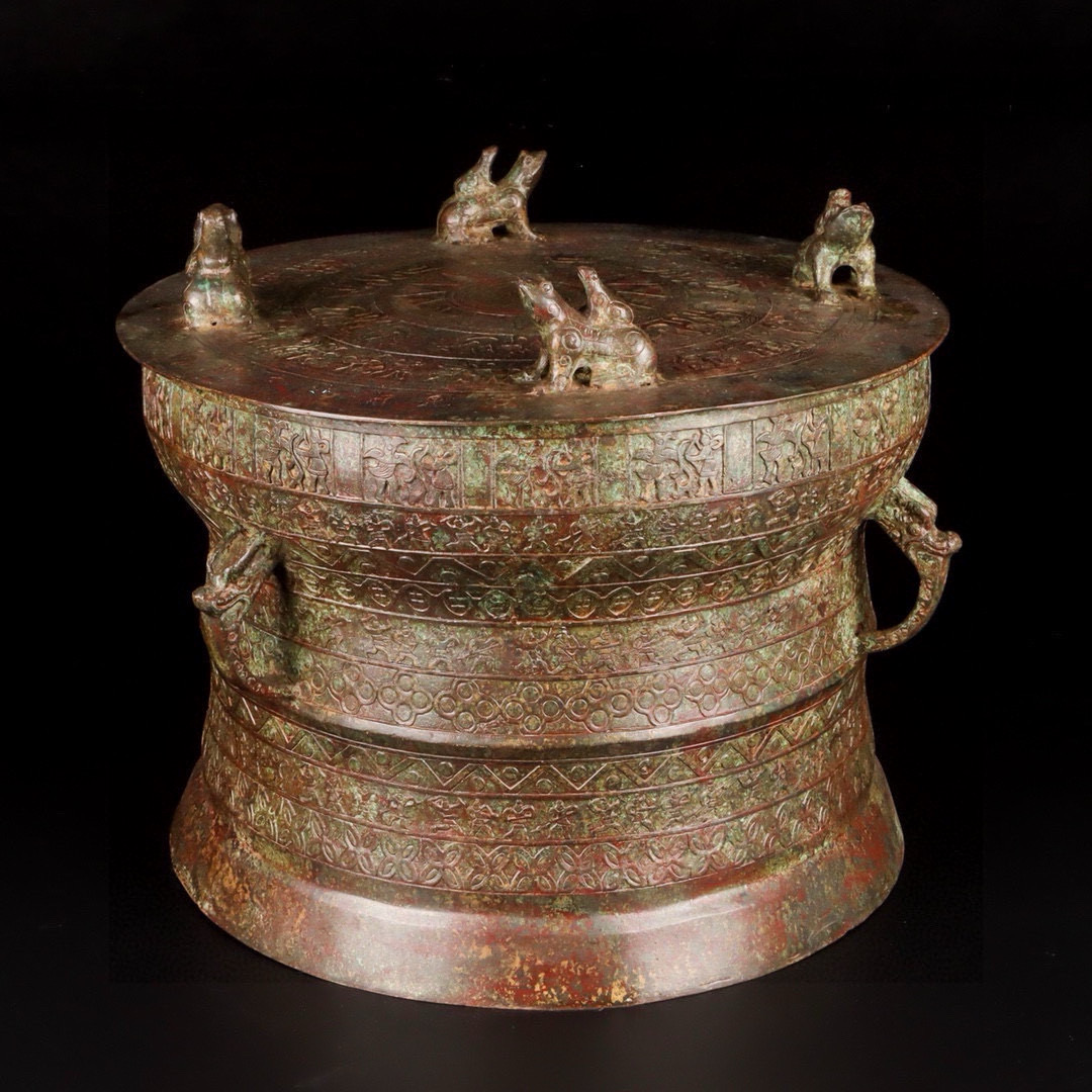 Han Dynasty Bronze Hunting Pattern Drum