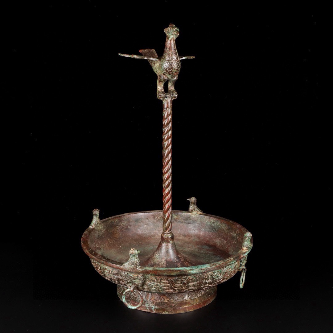 Zhou Dynasty Bronze Standing Bird Plate