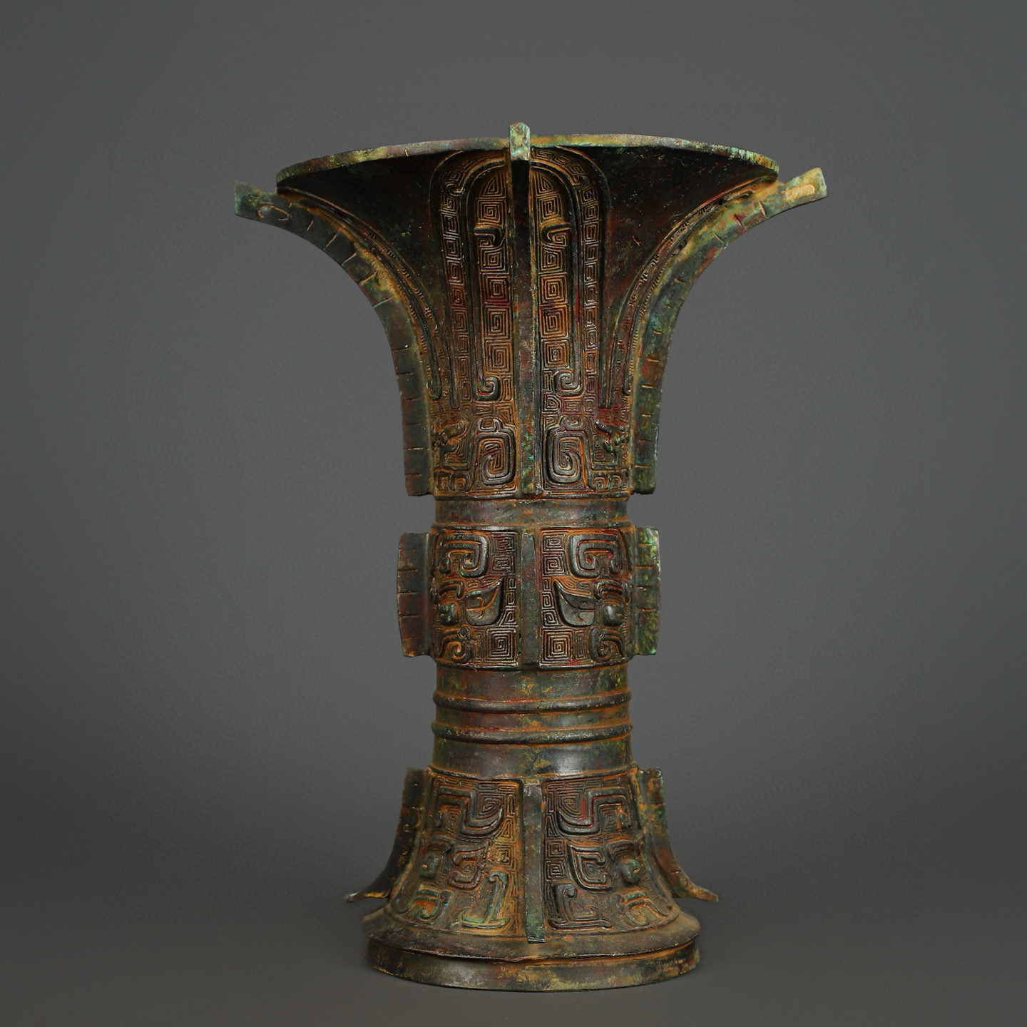 Zhou Dynasty Bronze Round Zun with Animal Mask Pattern