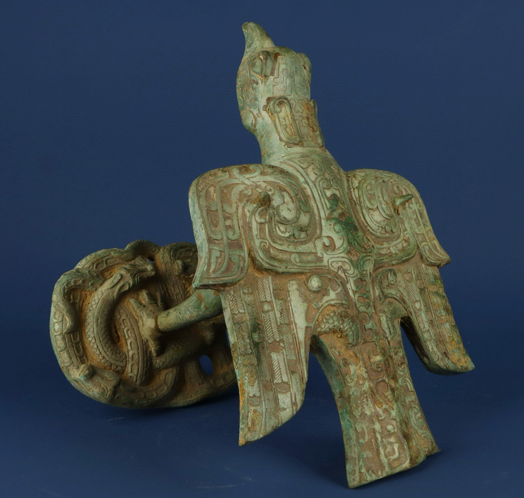 Zhou Dynasty Bronze Coiling Dragon and Flying Eagle