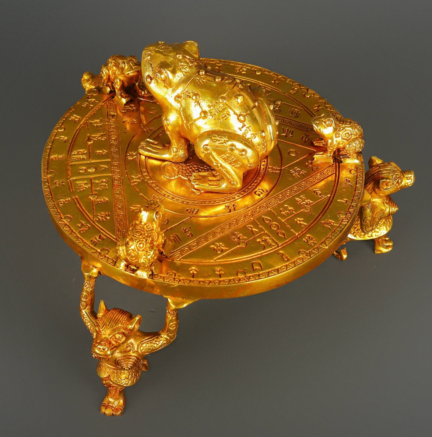 Han Dynasty Bronze and Real Gold Bagua Compass