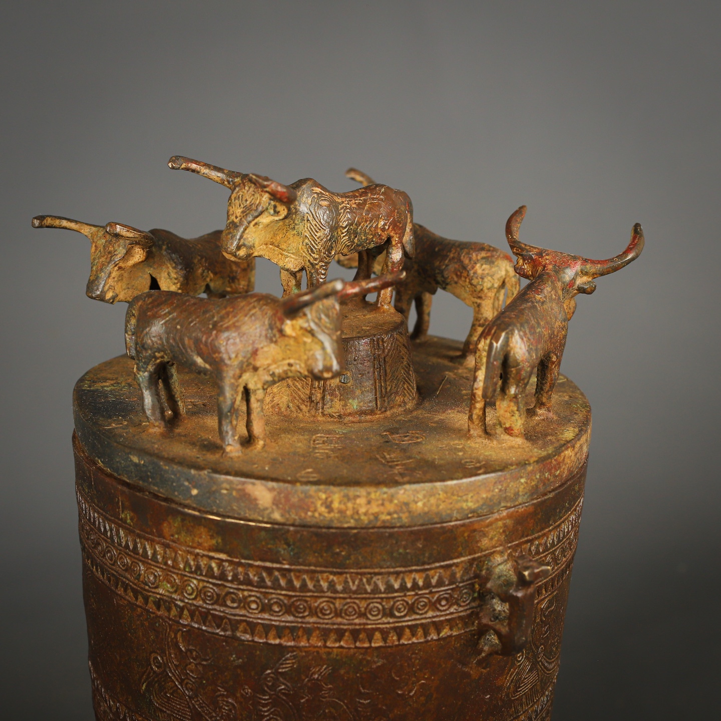 Zhou Dynasty Bronze Five Ox Cang